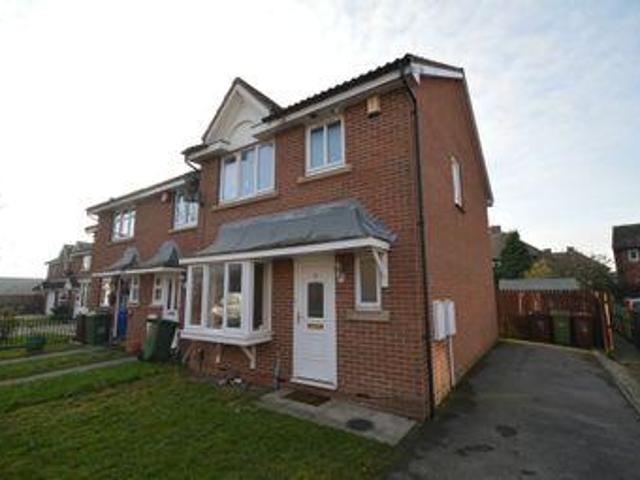 House for sale in Ossett, West Yorkshire