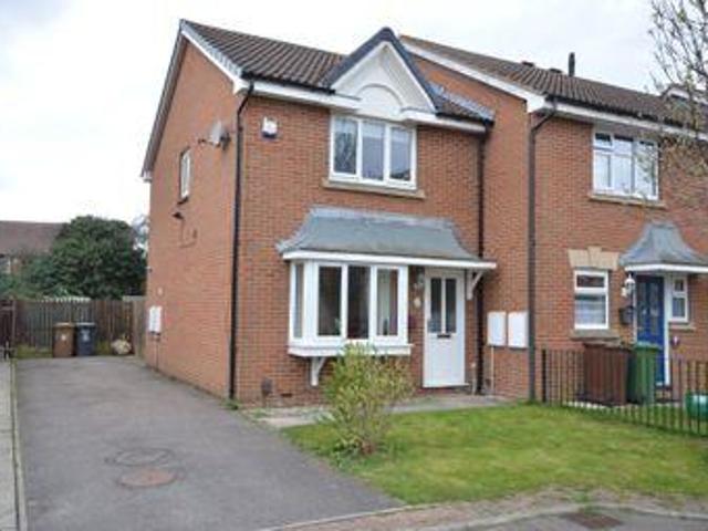 House for sale in Ossett, West Yorkshire