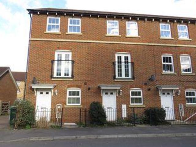 House for sale in Oad Street, Kent