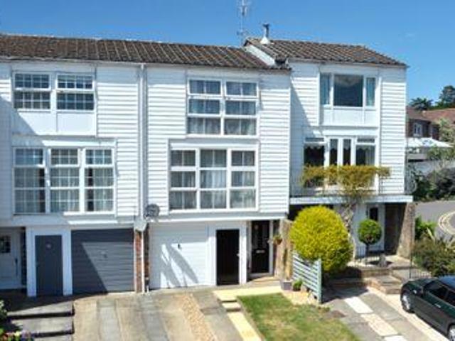 House for sale in Horsham, West Sussex