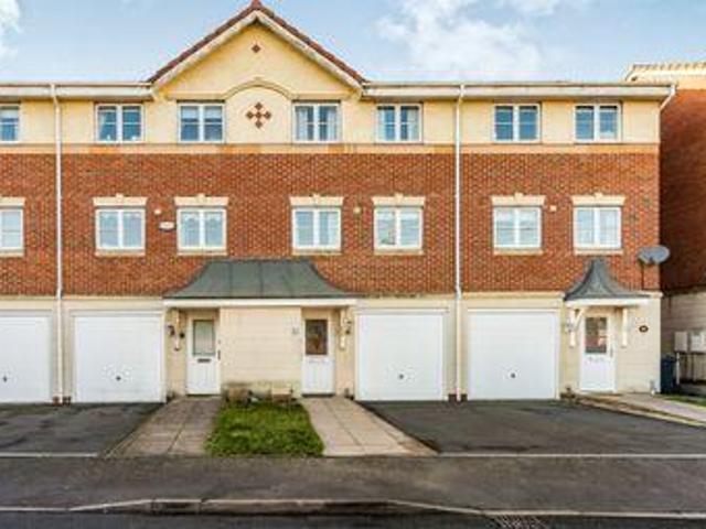 House for sale in Oldbury, West Midlands