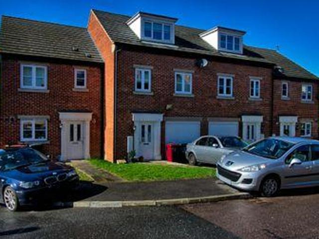 House for sale in Loundsley Green, East Midlands