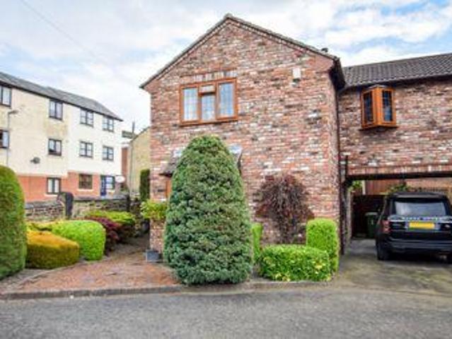 House for sale in Ossett, West Yorkshire