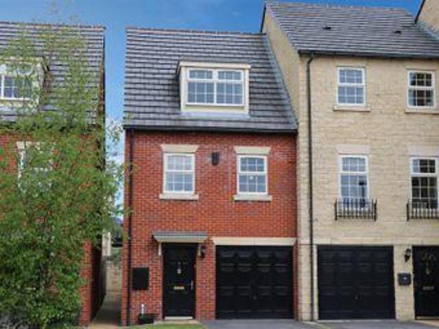 House for sale in Leeds, West Yorkshire