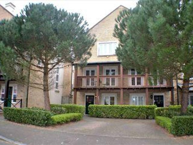 House for sale in Hillview, Surrey