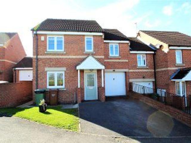 House for sale in Castleford, West Yorkshire
