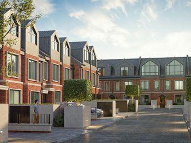 House for sale in Kingston Upon Thames, Greater London