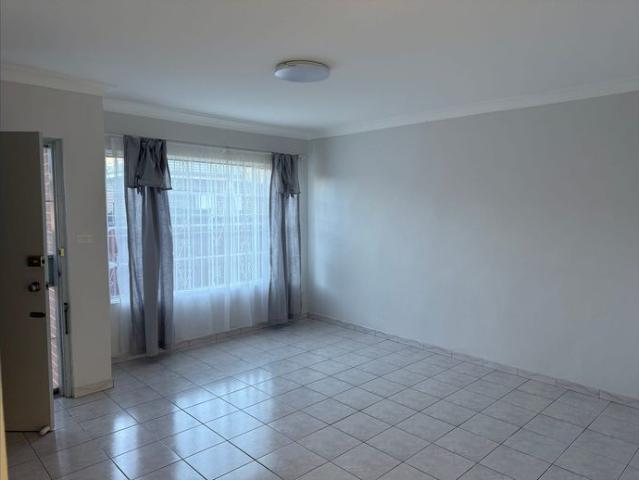 Townhouse for rent in Sydney, New South Wales