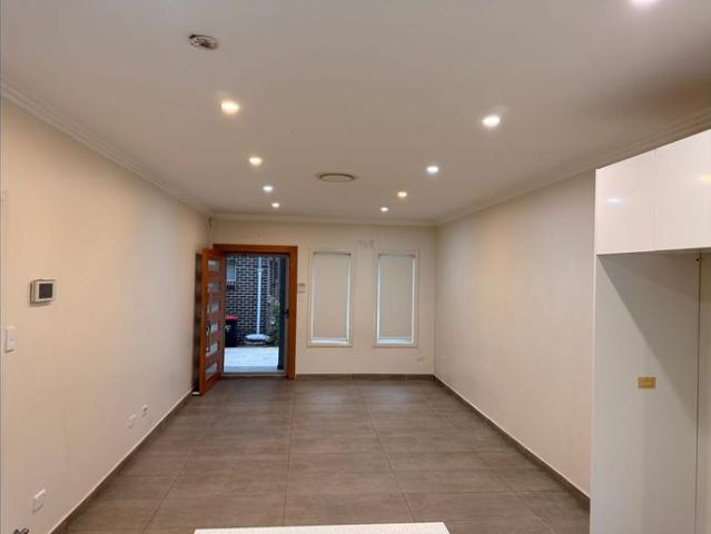 Townhouse for rent in Casula, Sydney