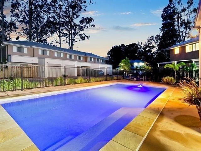 Townhouse for rent in Toombul, Queensland