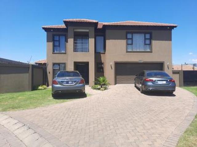 Townhouse for sale in Sedibeng, Gauteng