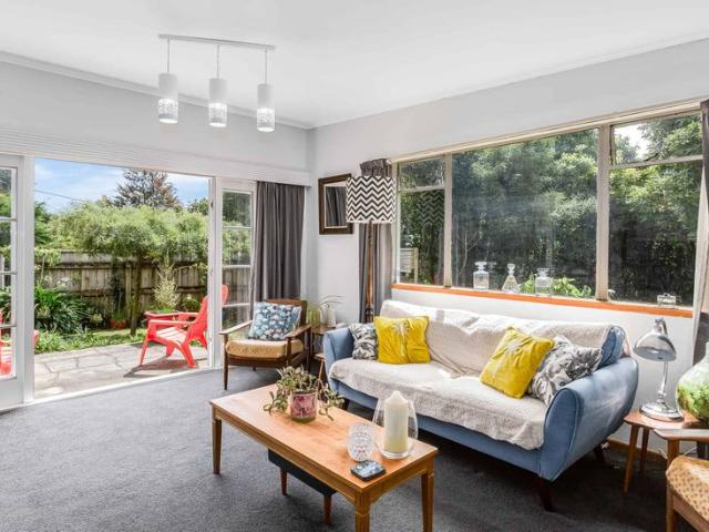 Room for rent in Days Bay, Wellington