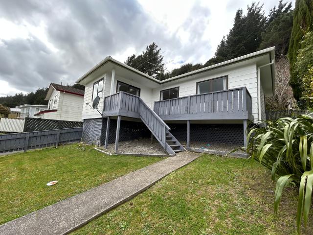 House for rent in Arakura, Lower Hutt