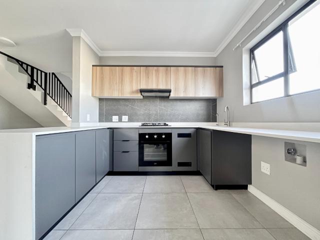 Apartment for rent in Johannesburg Ward 112, Midrand