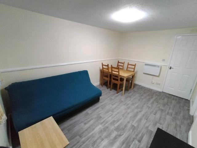 Apartment for rent in Cowlairs, Springburn