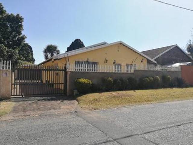 House for sale in Vosloorus, Gauteng