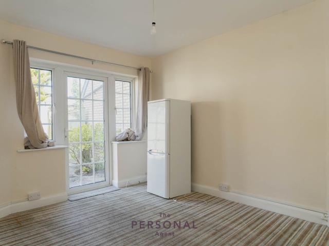 House for rent in Epsom, Woodcote