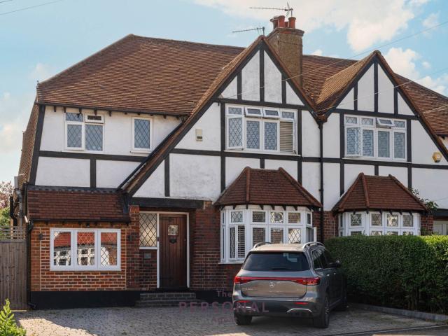 House for rent in Stoneleigh, Ewell