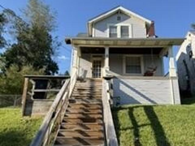 House for sale in Glenwood Heights, Wheeling