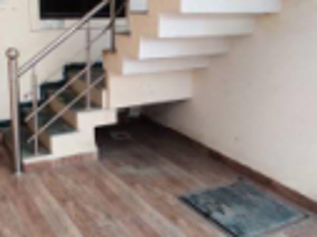 Property for rent in Madya