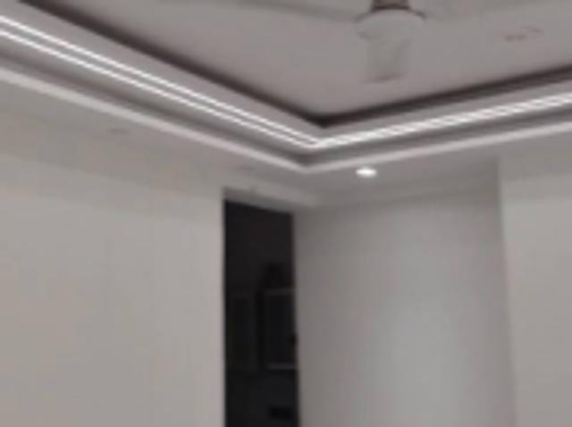 Property for rent in Deri