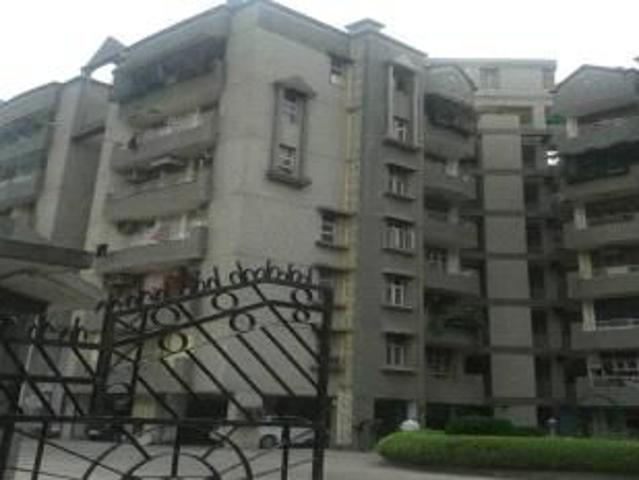 House for sale in Deri