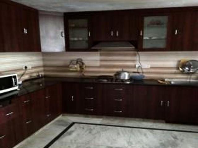 House for sale in Deri