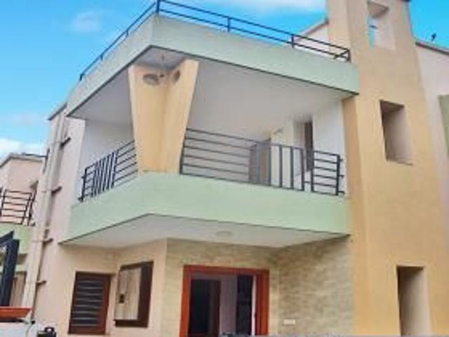 House for sale in Ahmadabad, Gujarat