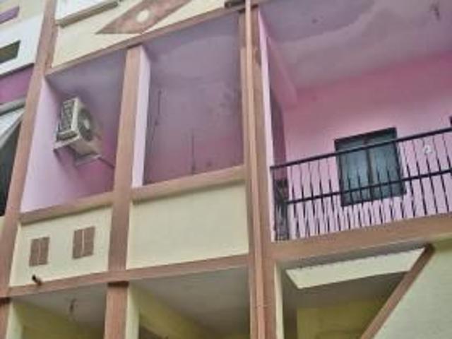 House for sale in Ahmadabad, Gujarat