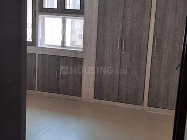 Flat for rent in Deri