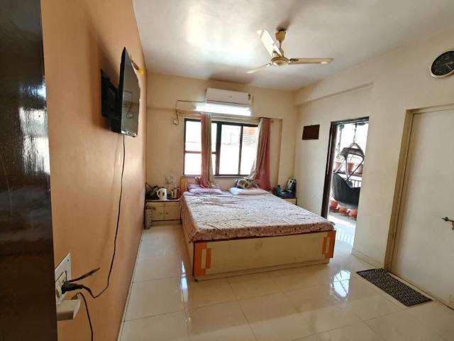 Flat for rent in Ambawadi, Ahmedabad