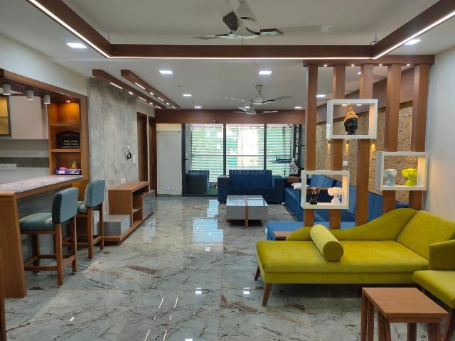 Flat for sale in Ambawadi - Ahmedabad, Gujarat