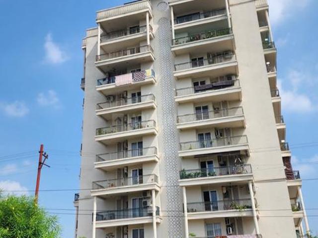 Flat for sale in Meerut