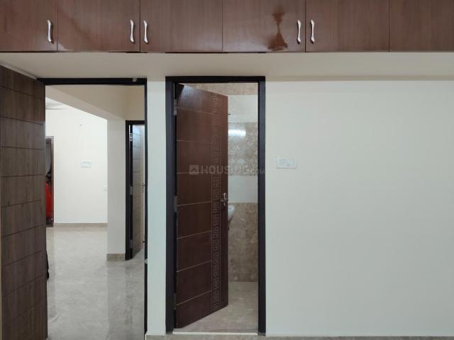 Flat for rent in Kodambakkam, Tamil Nadu