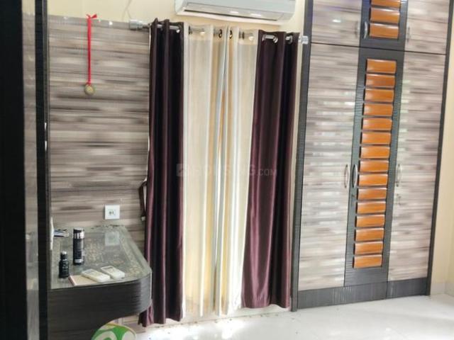 Flat for rent in Calcutta, West Bengal