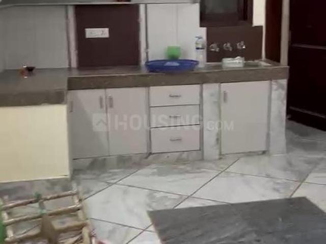 Flat for rent in South Delhi, Deri