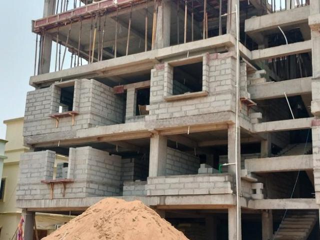 Flat for sale in Balianta