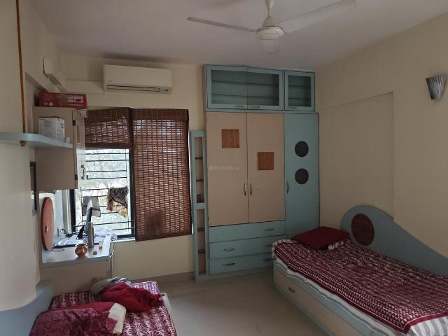 Flat for rent in Aundh, Pune