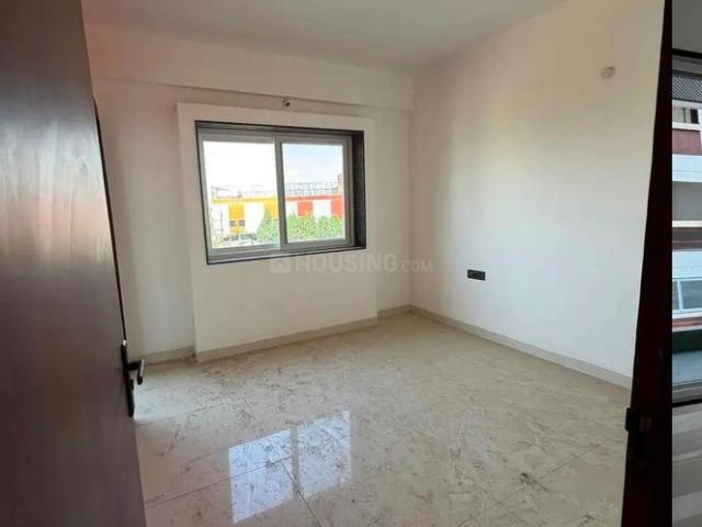 Flat for rent in Madya