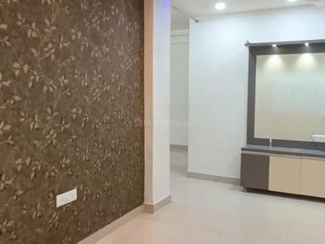 Flat for rent in Madya