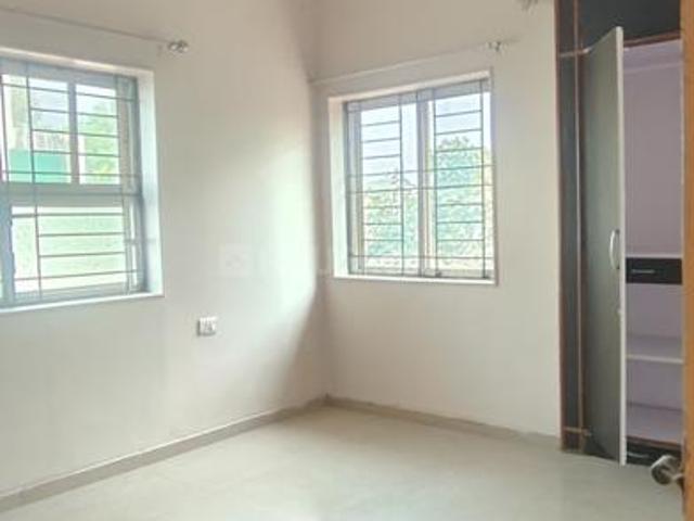 Flat for rent in Madya