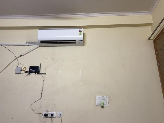 Flat for rent in North Delhi, Deri