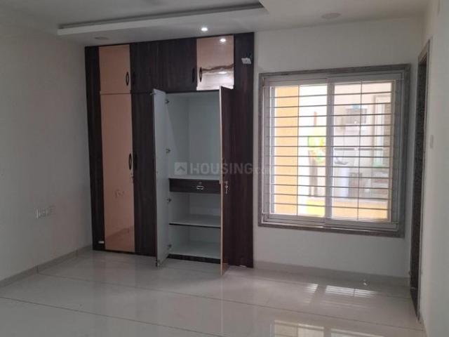 Flat for rent in Madya