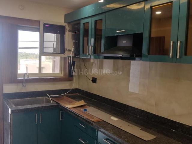 Flat for rent in Madya