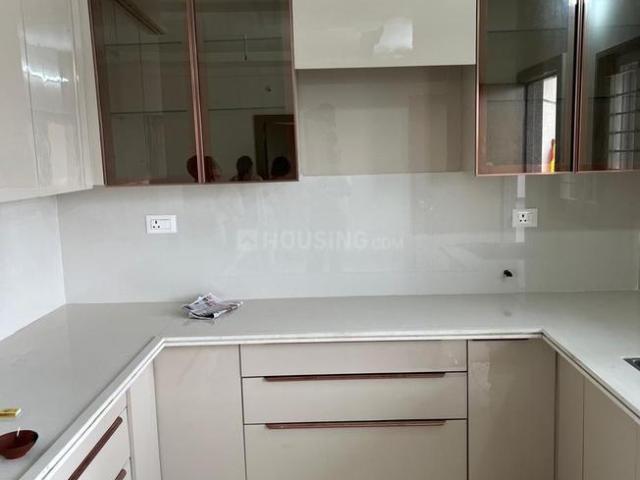 Flat for rent in Madya
