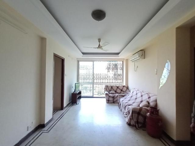 Flat for rent in Calcutta, West Bengal
