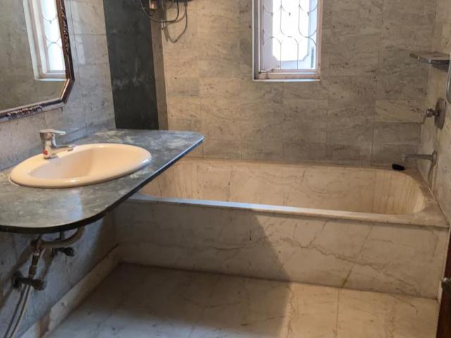 Flat for rent in Calcutta, West Bengal