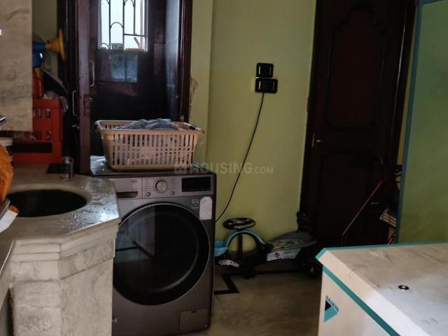 Flat for rent in Park Circus, Kolkata