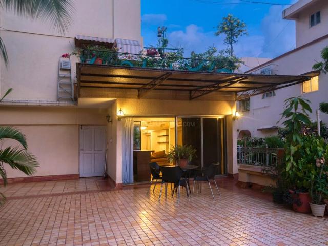 Flat for rent in Khar, Mumbai