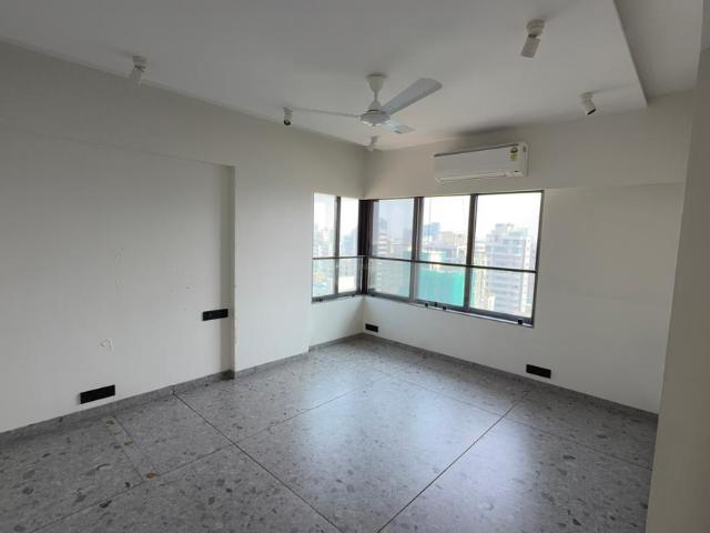 Flat for rent in Khar, Mumbai